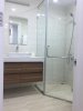 86m2-WC vách kính phòng Master.jpg